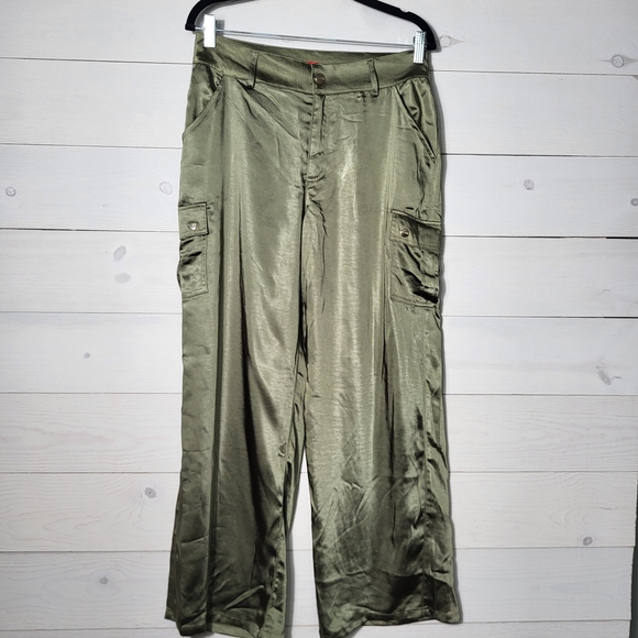 Guess Pants - NWT Guess Cargo Satin Pants Olive Green Wide Leg.